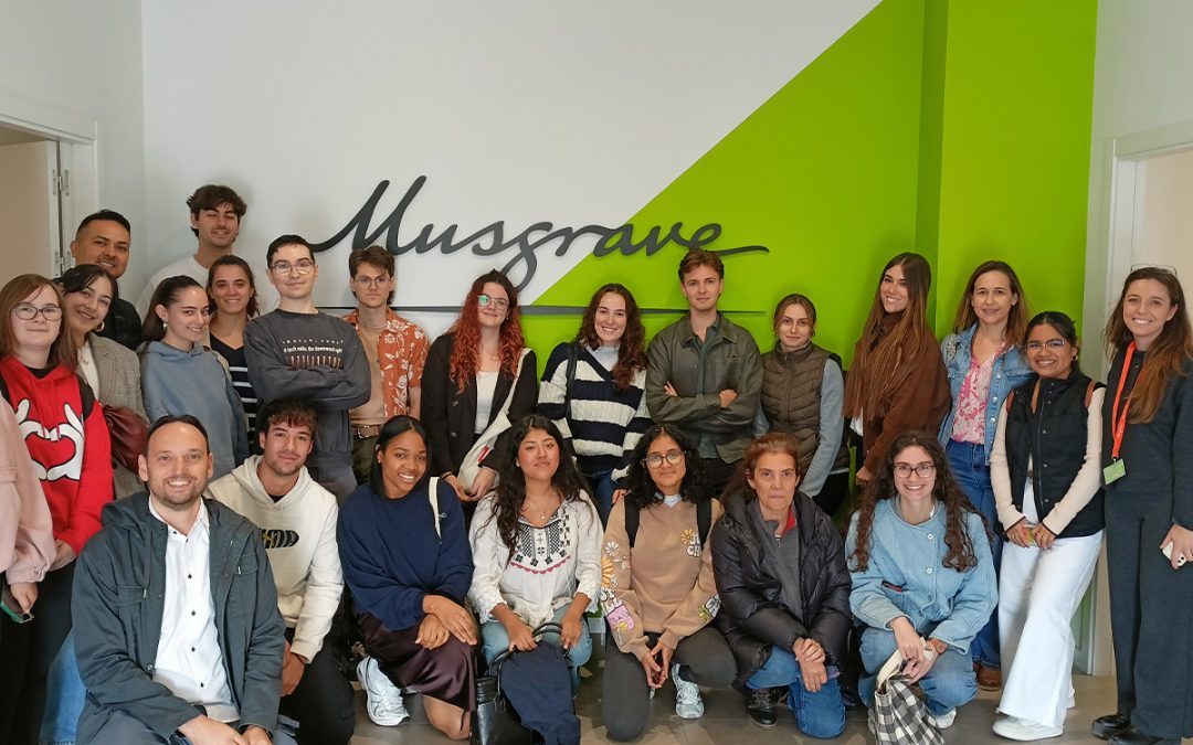 Estudiantes de la UMH visitan la plataforma logística de MUSGRAVE para reforzar su formación en seguridad alimentaria